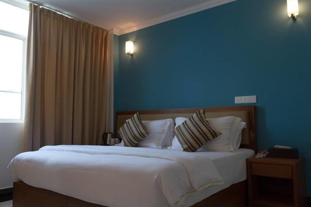 Hotel Noomoo Hulhumalé Extérieur photo